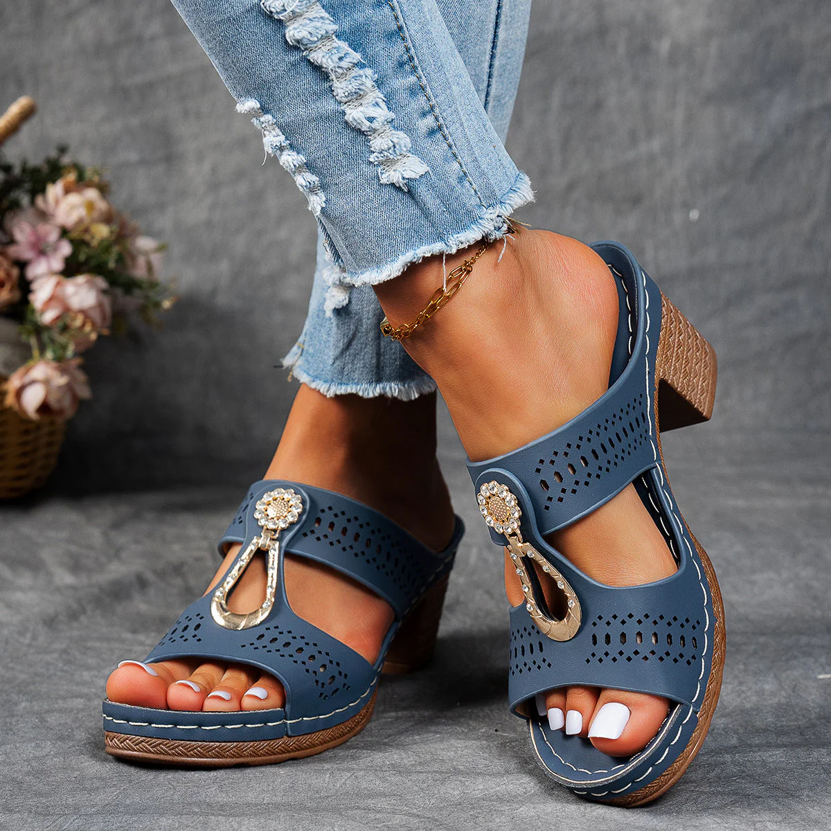 Thumbnail 11